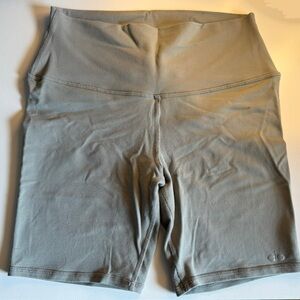 ALO Yoga Women's 7” High-Waisted Biker Shorts